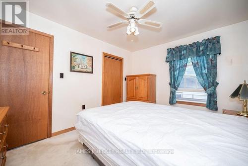 11 Wolfe Avenue, Deep River, ON - Indoor Photo Showing Bedroom