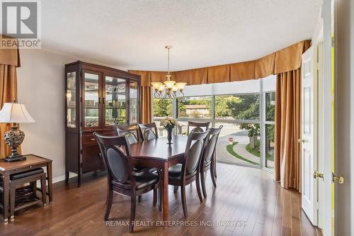 202 - 880 Dundas Street W, Mississauga (Erindale), ON - Indoor Photo Showing Dining Room