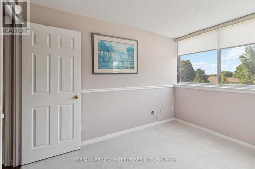 202 - 880 Dundas Street W, Mississauga (Erindale), ON - Indoor Photo Showing Bedroom