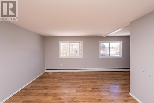 215 Meadow Park Cres, Sault Ste Marie, ON - Indoor Photo Showing Other Room