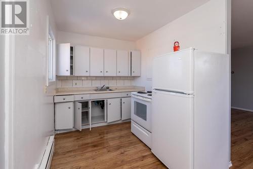 215 Meadow Park Cres, Sault Ste Marie, ON - Indoor Photo Showing Kitchen