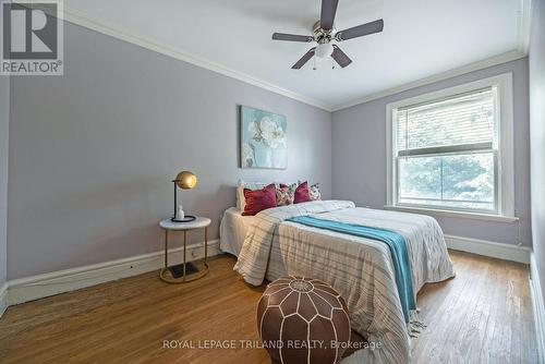 25 Askin Street, London, ON - Indoor Photo Showing Bedroom