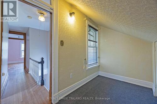 25 Askin Street, London, ON - Indoor Photo Showing Other Room