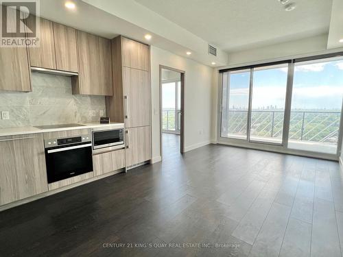 2303 - 85 Mcmahon Drive, Toronto (Bayview Village), ON - Indoor Photo Showing Kitchen