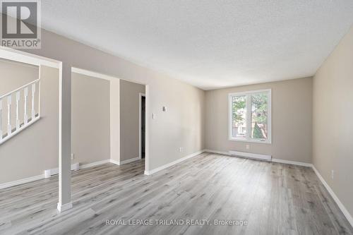 35 - 1855 Aldersbrook Road, London, ON - Indoor Photo Showing Other Room