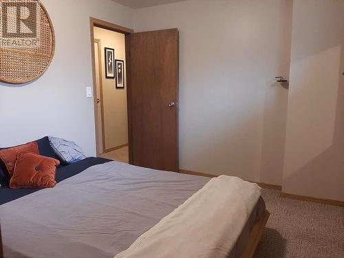 1323 7Th Avenue, Valemount, BC - Indoor Photo Showing Bedroom