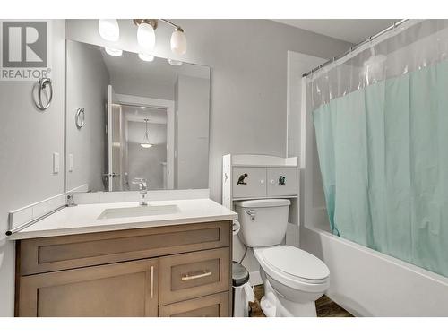 303 6798 Westgate Avenue, Prince George, BC - Indoor Photo Showing Bathroom