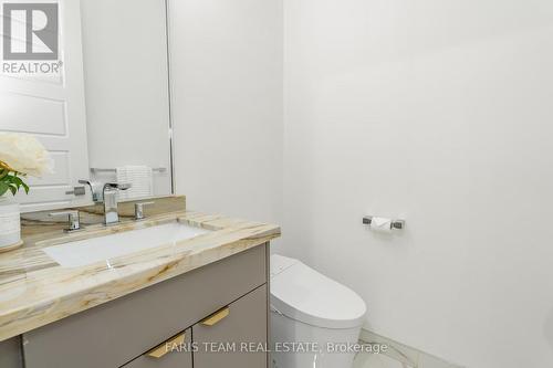 3736 Mangusta Court, Innisfil, ON - Indoor Photo Showing Bathroom