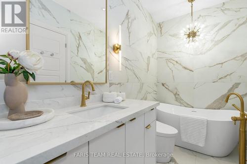 3736 Mangusta Court, Innisfil, ON - Indoor Photo Showing Bathroom