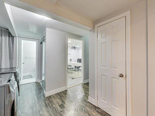 95-6540 Falconer Dr, Mississauga, ON - Indoor Photo Showing Laundry Room