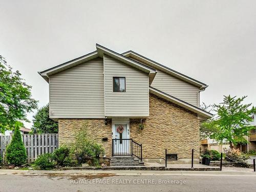 95-6540 Falconer Dr, Mississauga, ON - Outdoor