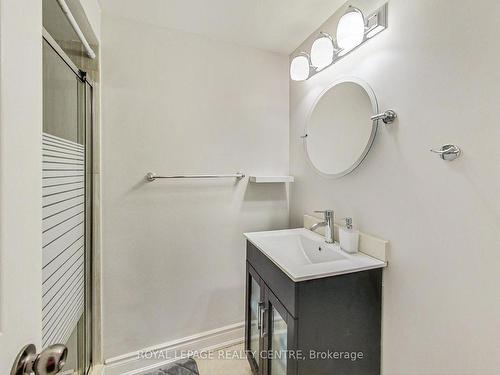 95-6540 Falconer Dr, Mississauga, ON - Indoor Photo Showing Bathroom