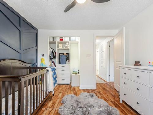 3452 Hannibal Rd, Burlington, ON - Indoor Photo Showing Bedroom