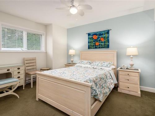 6-1876 Comox Ave, Comox, BC - Indoor Photo Showing Bedroom