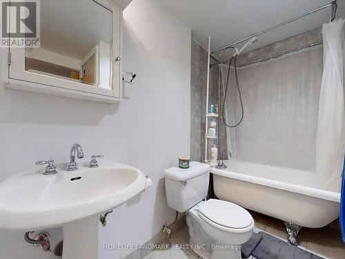 1033 - 155 Dalhousie Street, Toronto (Church-Yonge Corridor), ON - Indoor Photo Showing Bathroom