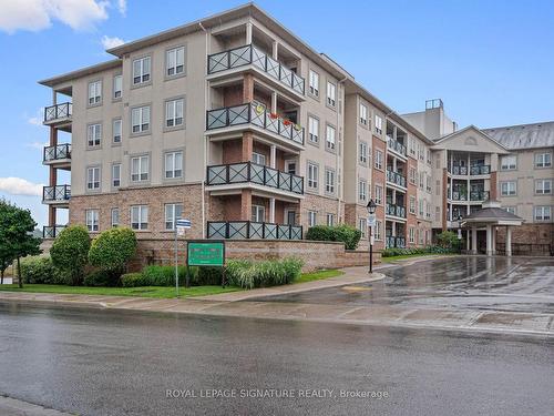 122-10 Mendelssohn St, Toronto, ON - Outdoor With Balcony With Facade