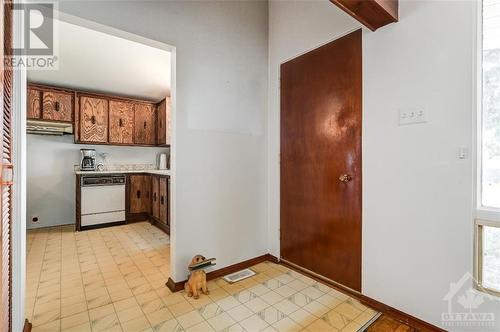 1409 Major Road, Ottawa, ON - Indoor Photo Showing Kitchen