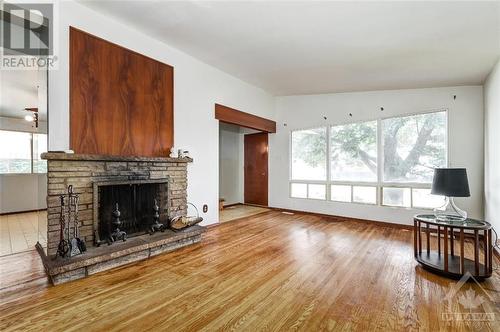 1409 Major Road, Ottawa, ON - Indoor Photo Showing Living Room With Fireplace