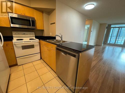 2306 - 361 Front Street W, Toronto (Waterfront Communities), ON - Indoor Photo Showing Kitchen With Double Sink