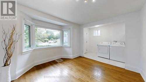 14 Franklin Avenue, Toronto (Lansing-Westgate), ON - Indoor Photo Showing Laundry Room