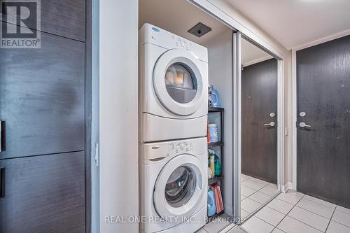 2316 - 17 Anndale Drive, Toronto (Willowdale East), ON - Indoor Photo Showing Laundry Room