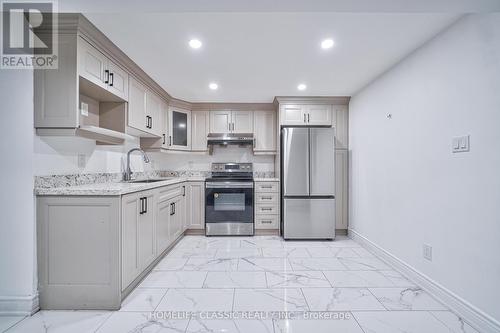 23 Radwell Crescent, Toronto (Milliken), ON - Indoor Photo Showing Kitchen