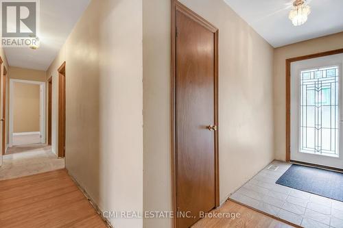 877 Condor Drive, Burlington (Lasalle), ON - Indoor Photo Showing Other Room