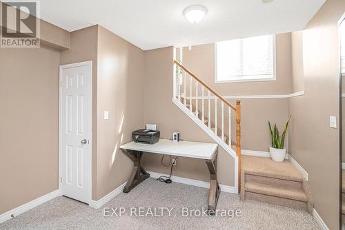 360 White Sands Drive, London, ON - Indoor Photo Showing Other Room