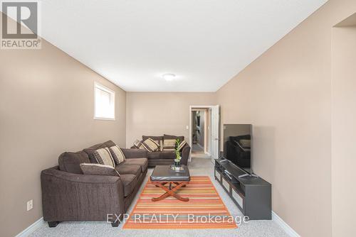 360 White Sands Drive, London, ON - Indoor