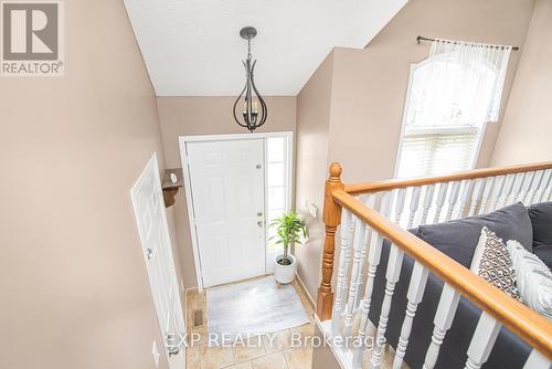 360 White Sands Drive, London, ON - Indoor Photo Showing Other Room