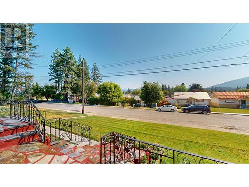 317 12Th  S Avenue, Cranbrook, BC - Outdoor With View