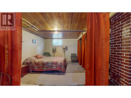 317 12Th  S Avenue, Cranbrook, BC - Indoor Photo Showing Bedroom