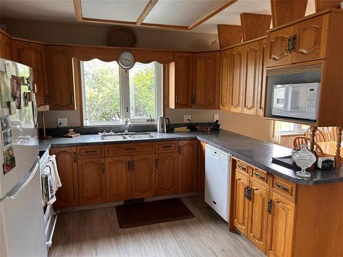 300 Wells Street, Killarney, MB - Indoor Photo Showing Kitchen With Double Sink