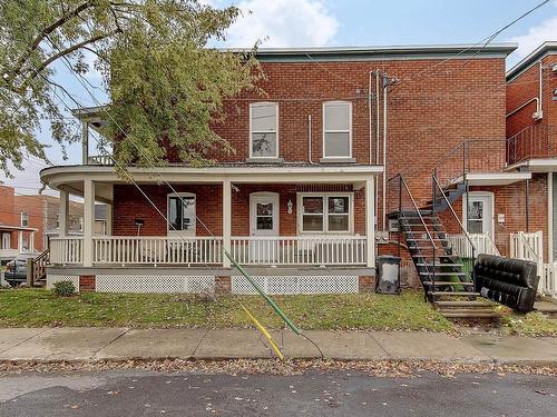 FaÃ§ade - 113  - 115 Rue St-Paul, Saint-Jean-Sur-Richelieu, QC - Outdoor With Deck Patio Veranda