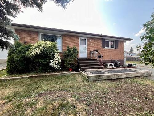 116 Huntington Avenue, Thunder Bay, ON - Outdoor