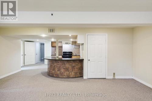 6829 Golden Hills Way, Mississauga (Meadowvale Village), ON - Indoor Photo Showing Other Room