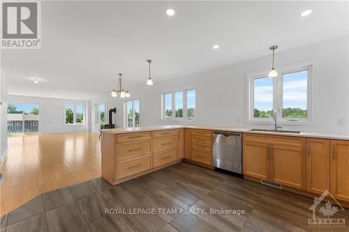 1124 Perth Road, Beckwith, ON - Indoor Photo Showing Kitchen