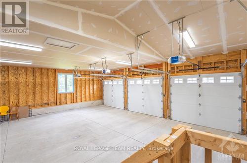 1124 Perth Road, Beckwith, ON - Indoor Photo Showing Garage