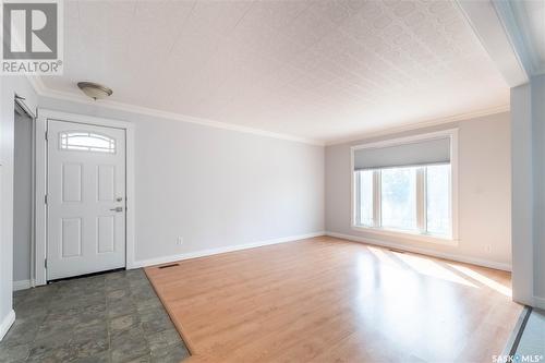 1010 Hochelaga Street W, Moose Jaw, SK - Indoor Photo Showing Other Room