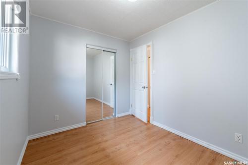 1010 Hochelaga Street W, Moose Jaw, SK - Indoor Photo Showing Other Room