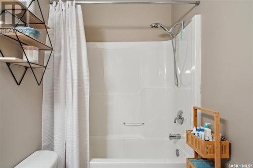 204 302 Nelson Road, Saskatoon, SK - Indoor Photo Showing Bathroom