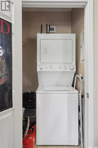 204 302 Nelson Road, Saskatoon, SK - Indoor Photo Showing Laundry Room