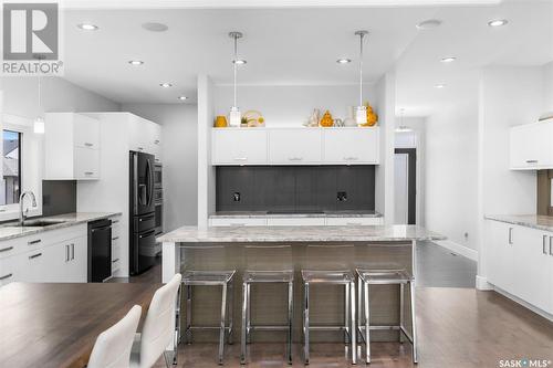 110 Sauer Crescent, Saskatoon, SK - Indoor Photo Showing Kitchen With Upgraded Kitchen