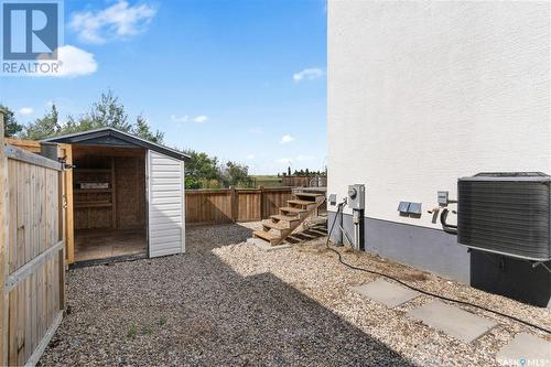 110 Sauer Crescent, Saskatoon, SK - Outdoor