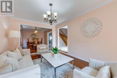 1181 Lansdown Drive, Oakville (Clearview), ON - Indoor Photo Showing Living Room