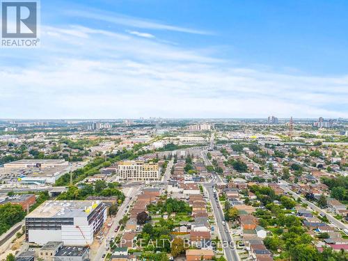 490 Caledonia Road, Toronto (Caledonia-Fairbank), ON - Outdoor With View