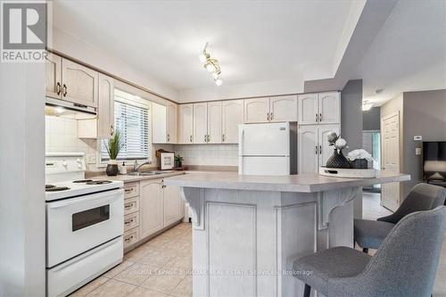 1261 Stephenson Drive, Burlington (Brant), ON - Indoor Photo Showing Kitchen With Double Sink