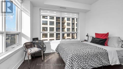 3302 - 36 Elm Drive, Mississauga (Fairview), ON - Indoor Photo Showing Bedroom