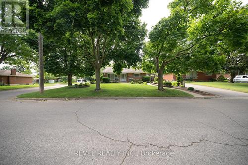 20 Allwood Street, Brantford, ON - Outdoor