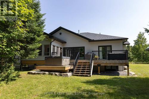 450 Fowlers Road, Huntsville, ON - Outdoor With Deck Patio Veranda